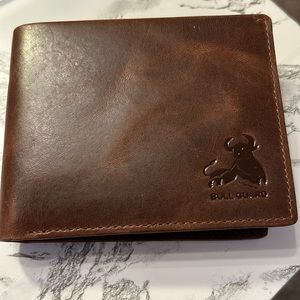 Bull Guard Men’s Leather Wallet